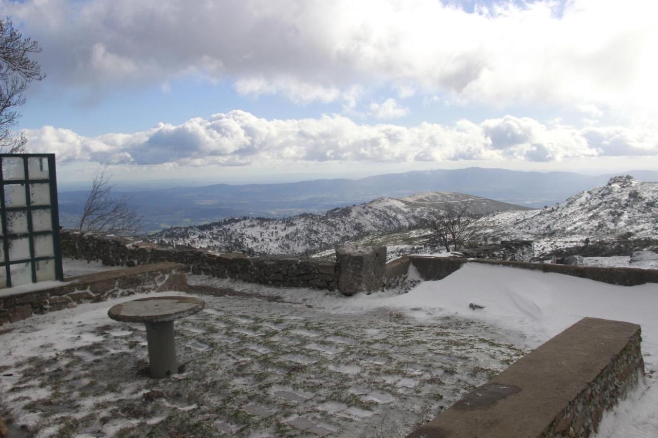 Primor Serra Al โกวิลา ภายนอก รูปภาพ